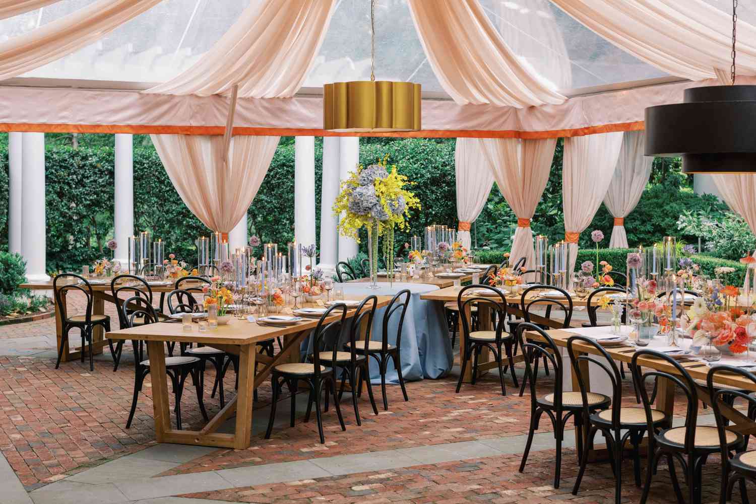 Stretch Tent Hire Surrey for eCommerce Collaboration Meet-Ups